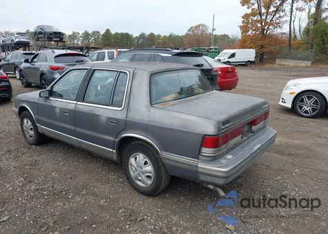 1991 Plymouth Acclaim Le z USA, uszkodzony, nr VIN 1P3XA5632MF692288